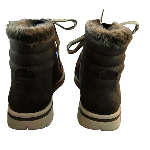 Cliffs by White Mountain Hallet Hiking Boot Bootie NEW Size 9 Grey Gray Fur Trim - Picture 4 of 11